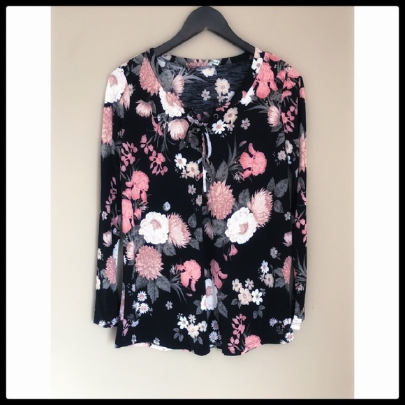 Women's Blouse Exquisite Lace Up Floral Print, NIP - Picture 2 of 6